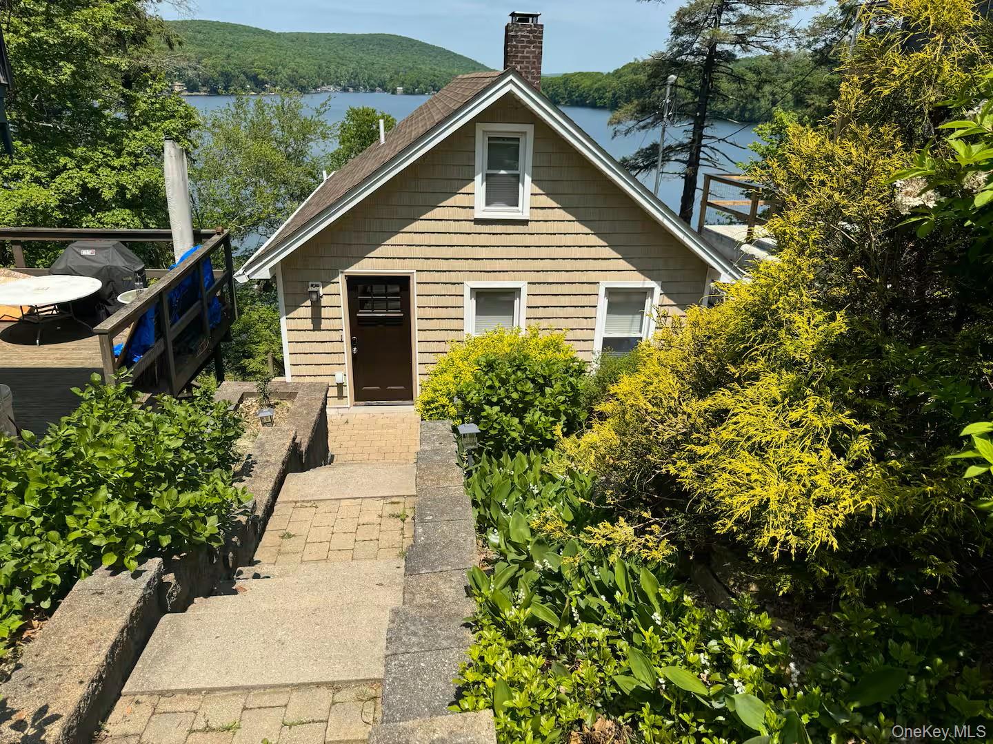 1080 Route 292, Holmes NY 12531