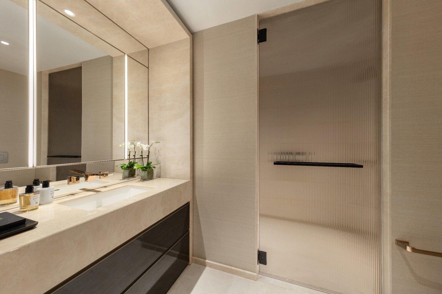 685 5TH Avenue Unit 7C, Manhattan NY 10022