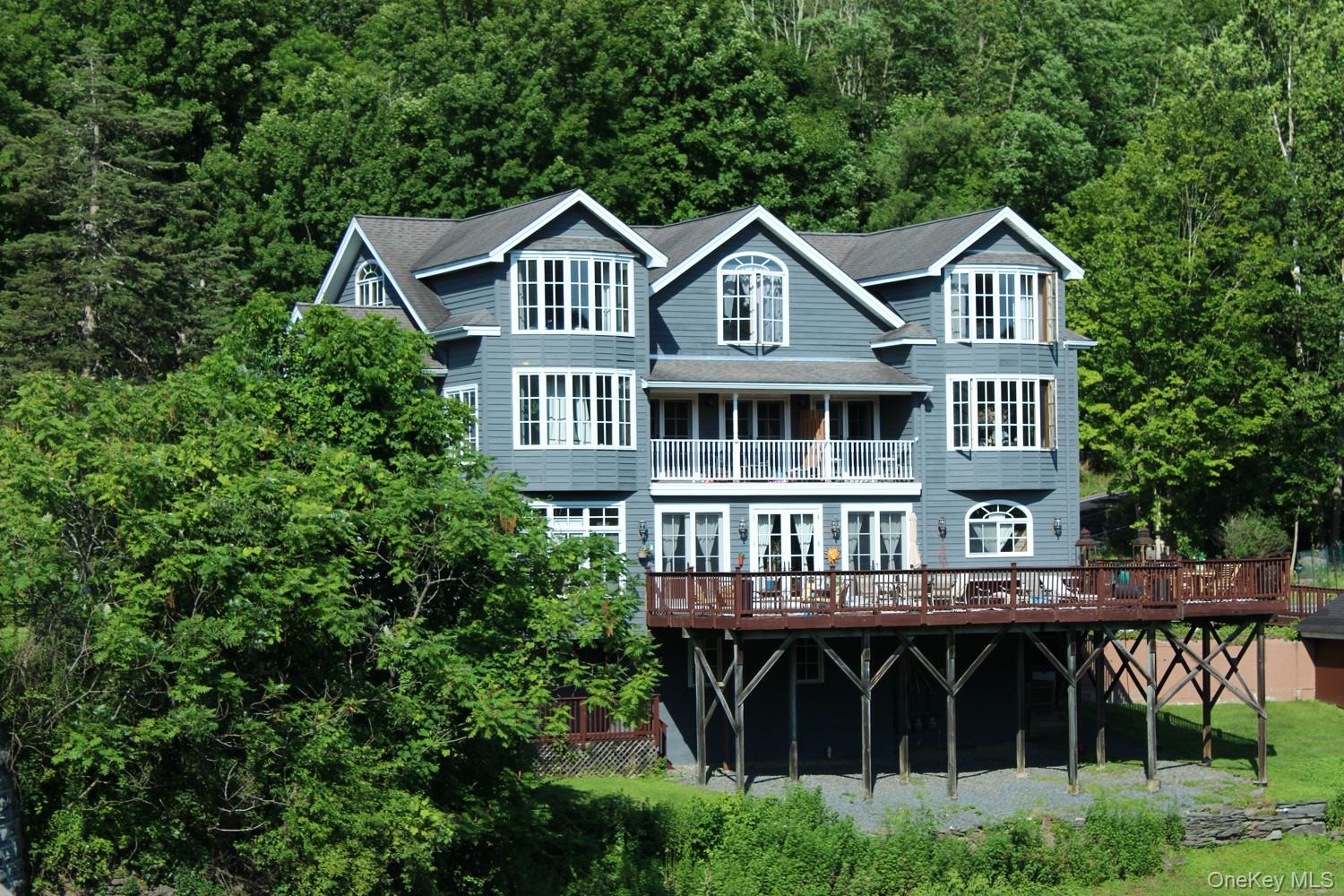 4223 NY State Route 97, Barryville NY 12719