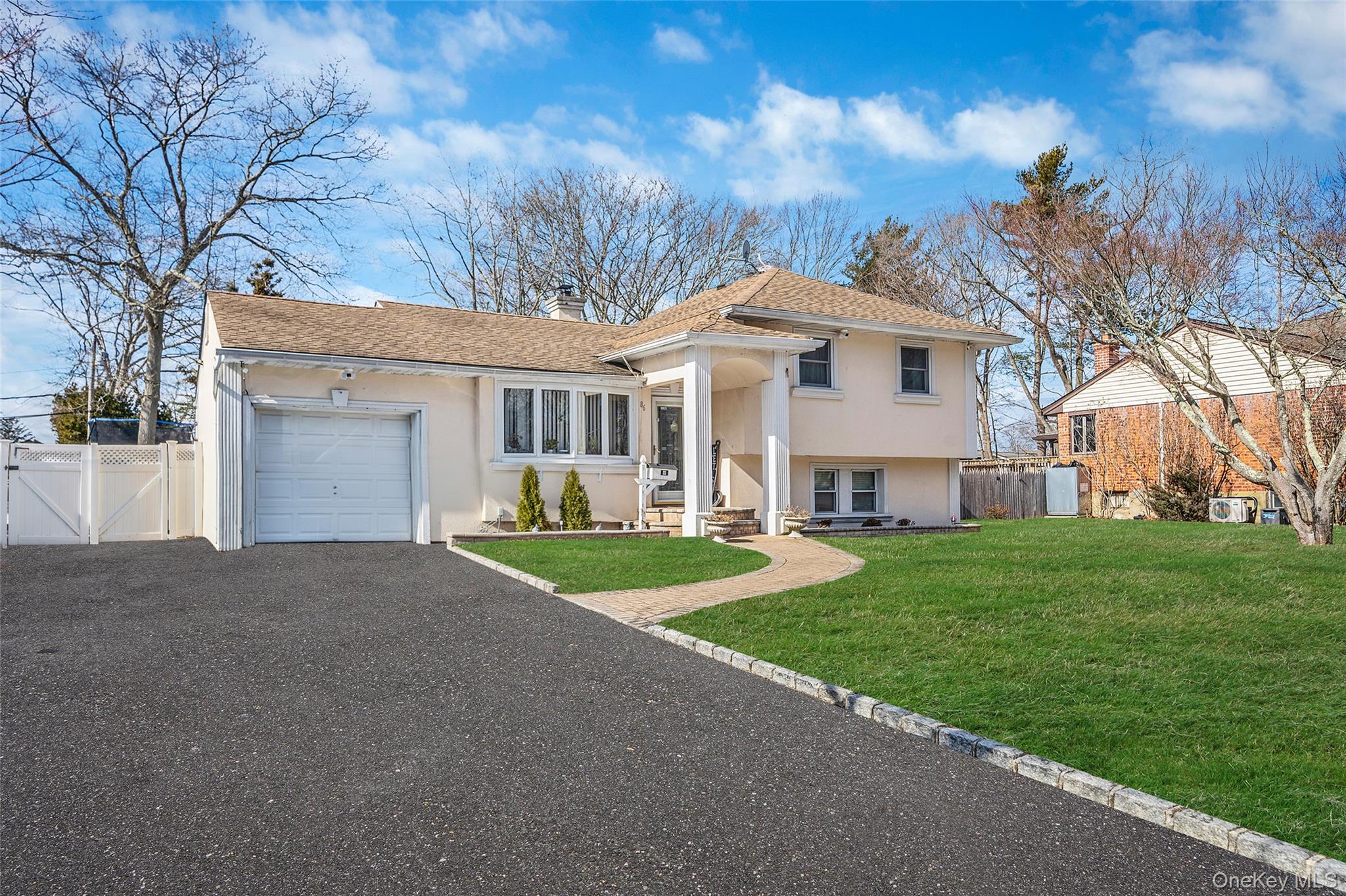 86 Overlook Drive, East Islip NY 11730