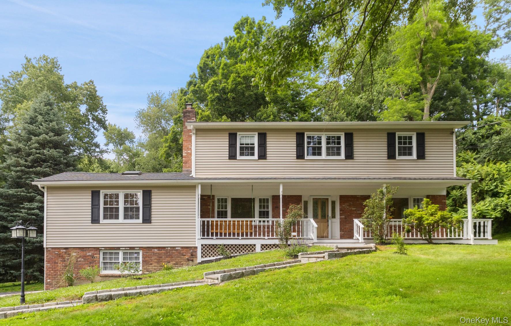 2 Lalli Drive, Katonah NY 10536
