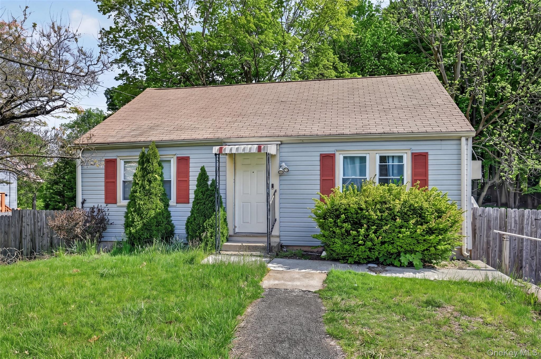 20 Hilltop Drive, New Windsor NY 12553