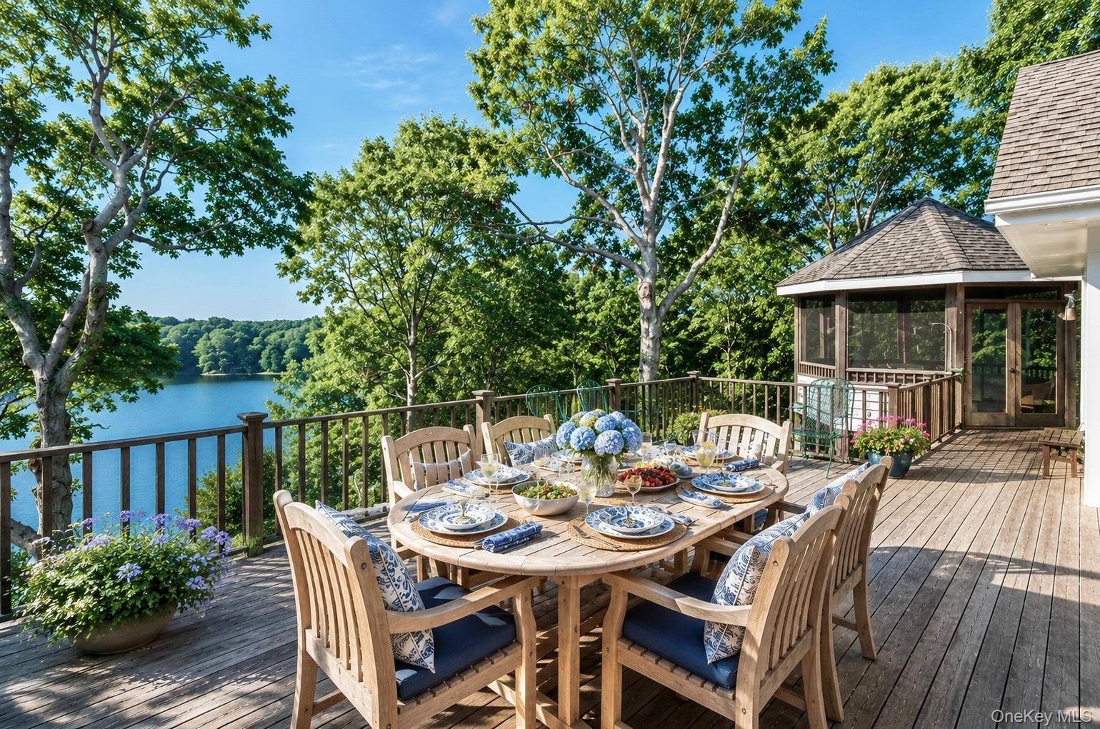 28 Lake Drive, Shelter Island NY 11964