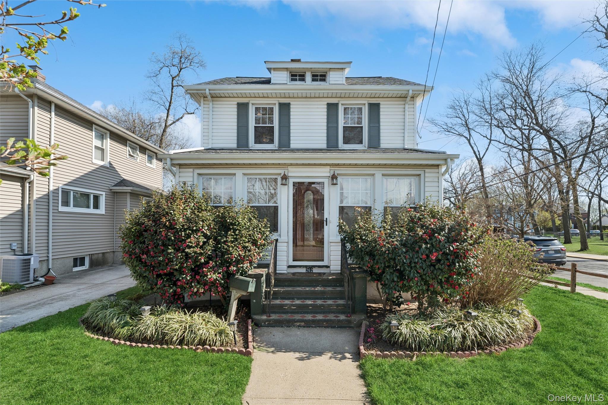 262 Floral Boulevard, Floral Park NY 11001