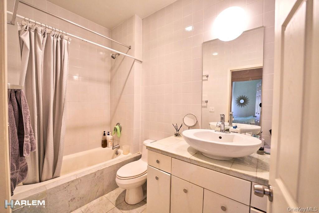 521 162nd Street - TH Street, Manhattan NY 10032