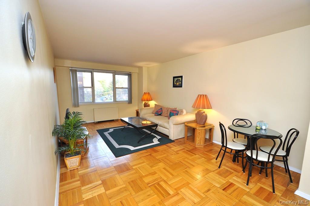 260 Garth Road Unit 4A5, Scarsdale NY 10583
