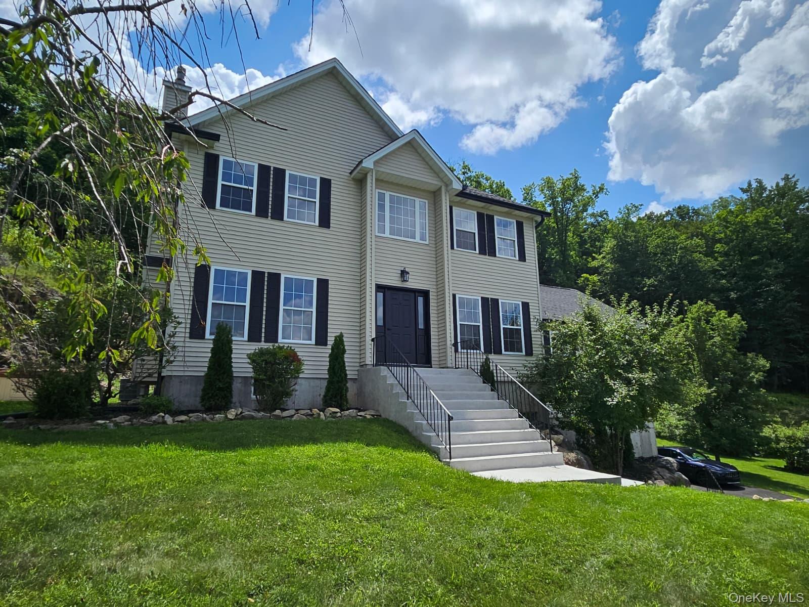 41 Hickory Road, Sloatsburg NY 10974