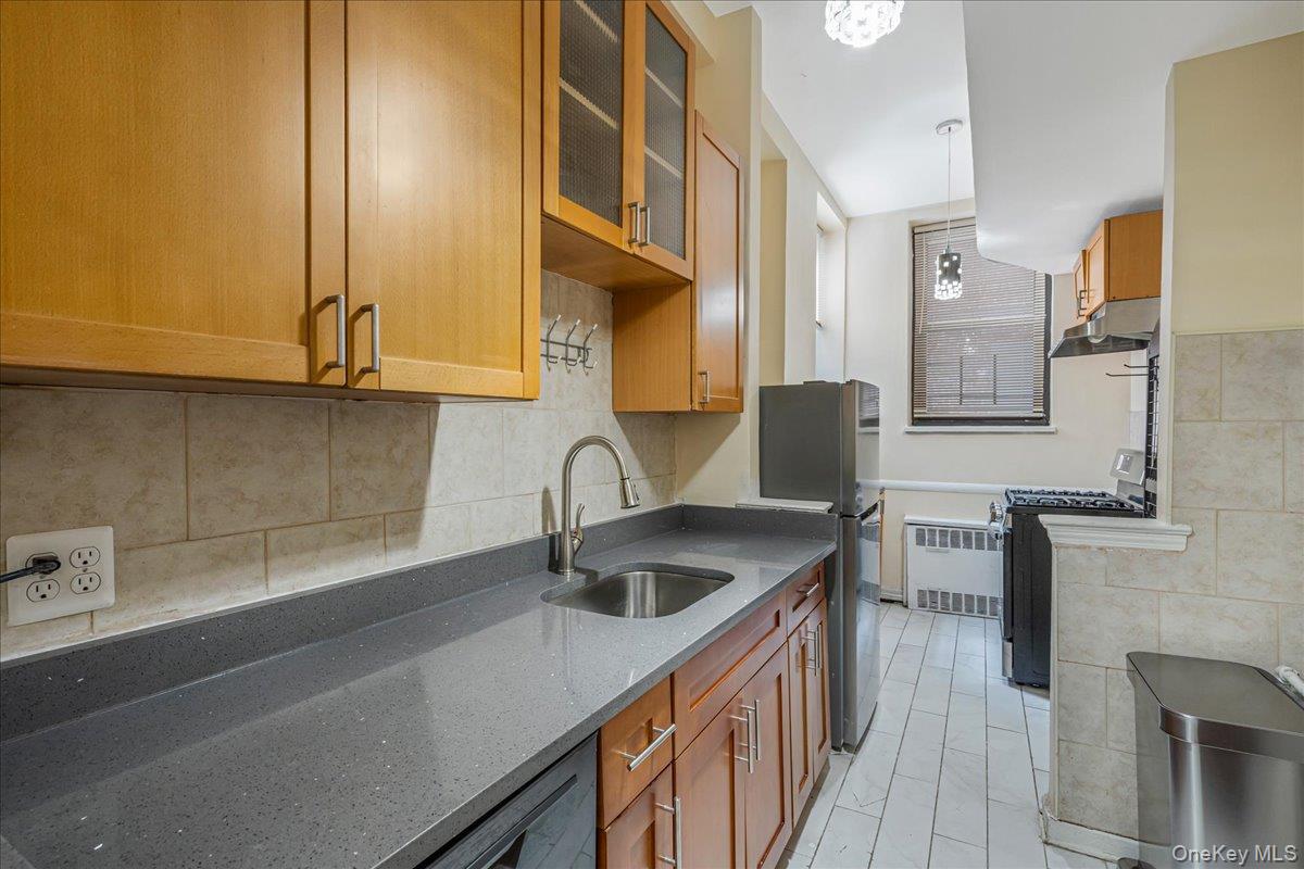 67-35 Yellowstone Boulevard Unit 1J, Forest Hills NY 11375