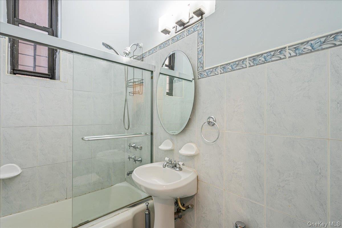 67-35 Yellowstone Boulevard Unit 1J, Forest Hills NY 11375