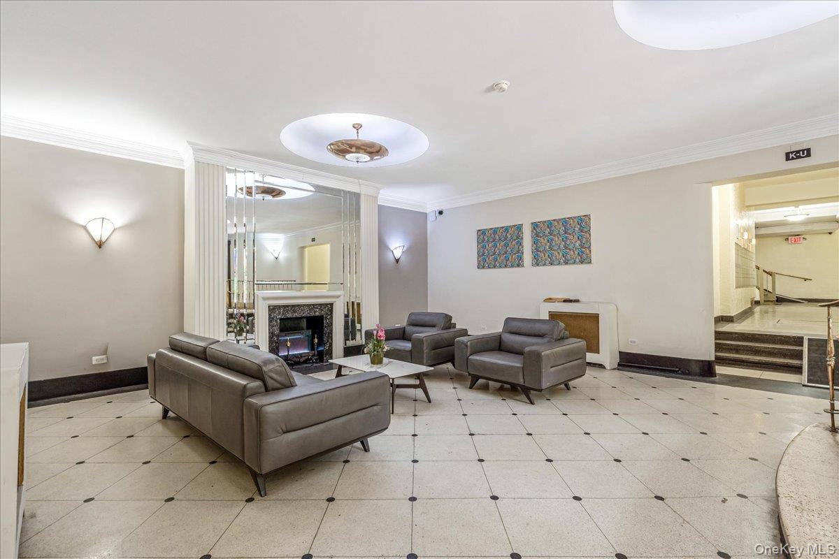 67-35 Yellowstone Boulevard Unit 1J, Forest Hills NY 11375