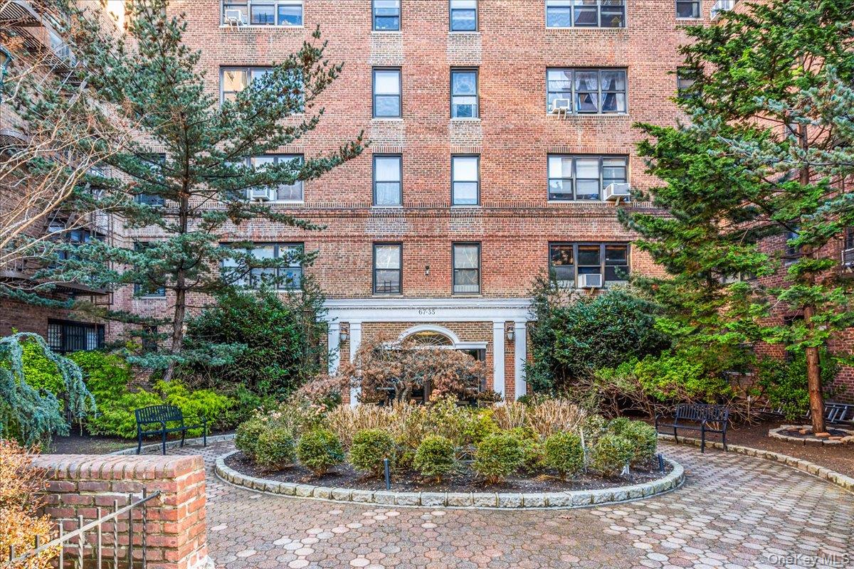 67-35 Yellowstone Boulevard Unit 1J, Forest Hills NY 11375