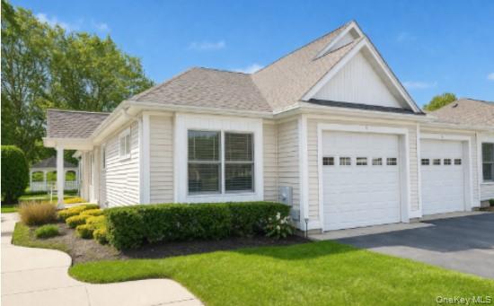 5 White Oak Court Unit 5, Coram NY 11727