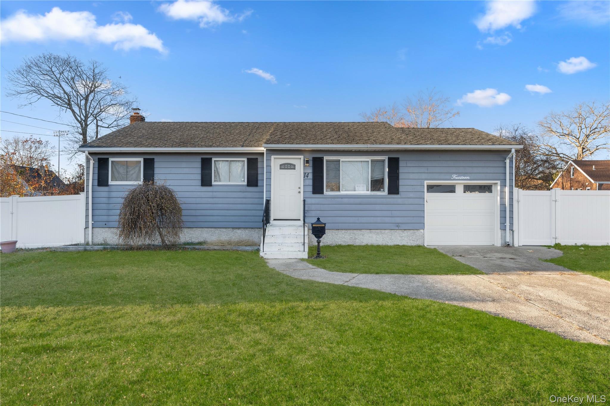 14 Platt Avenue, West Babylon NY 11704