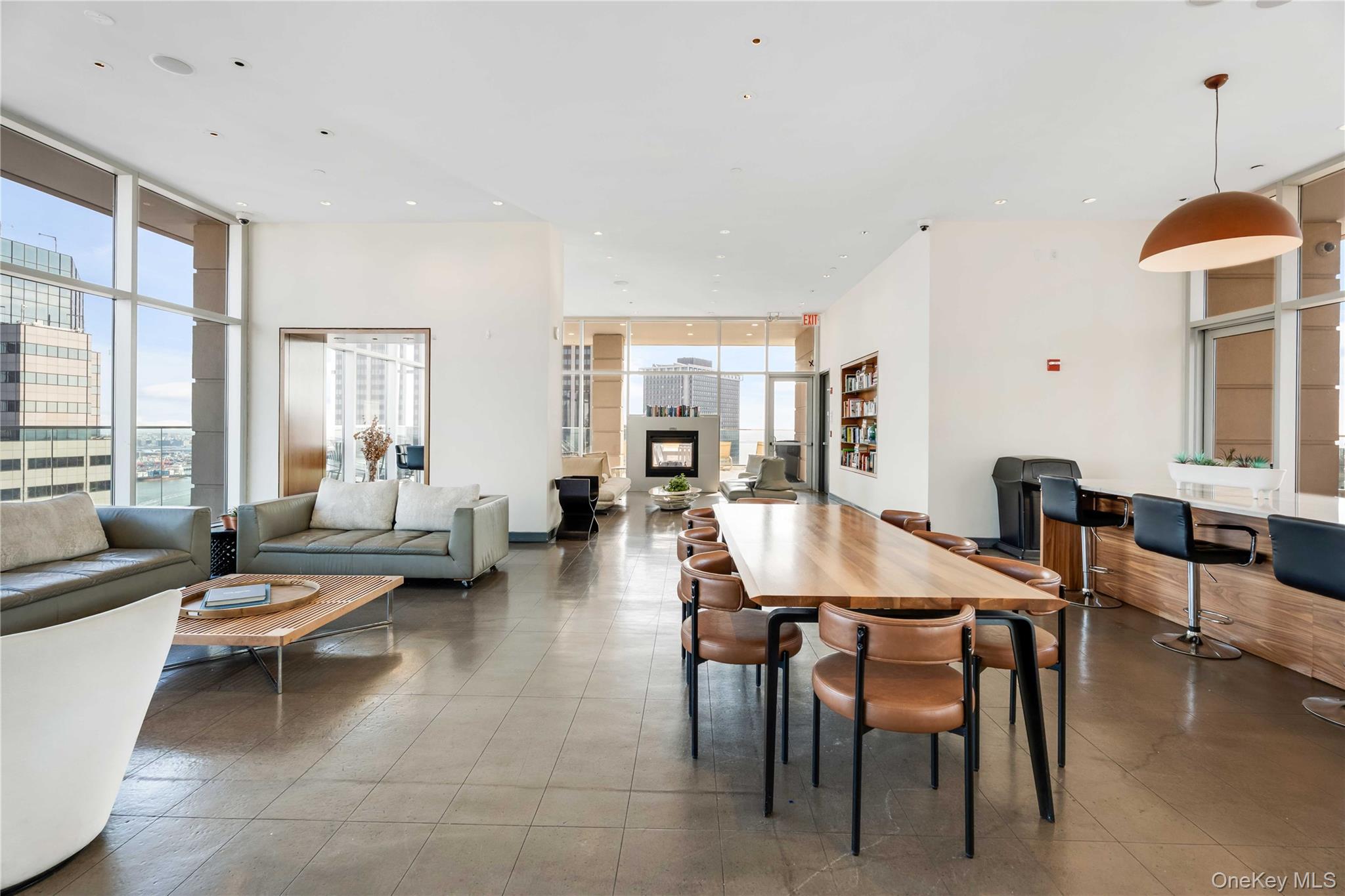 75 Wall Street Unit 25F, Manhattan NY 10005