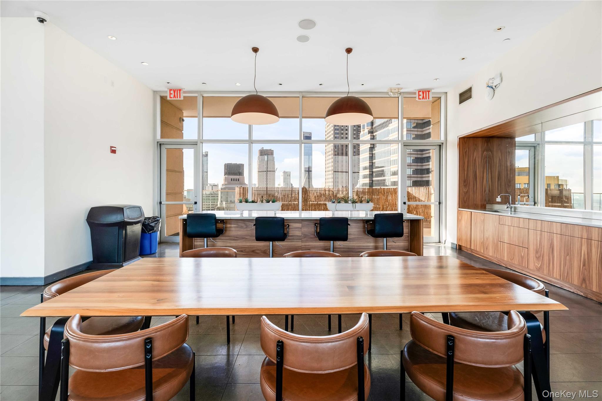 75 Wall Street Unit 25F, Manhattan NY 10005