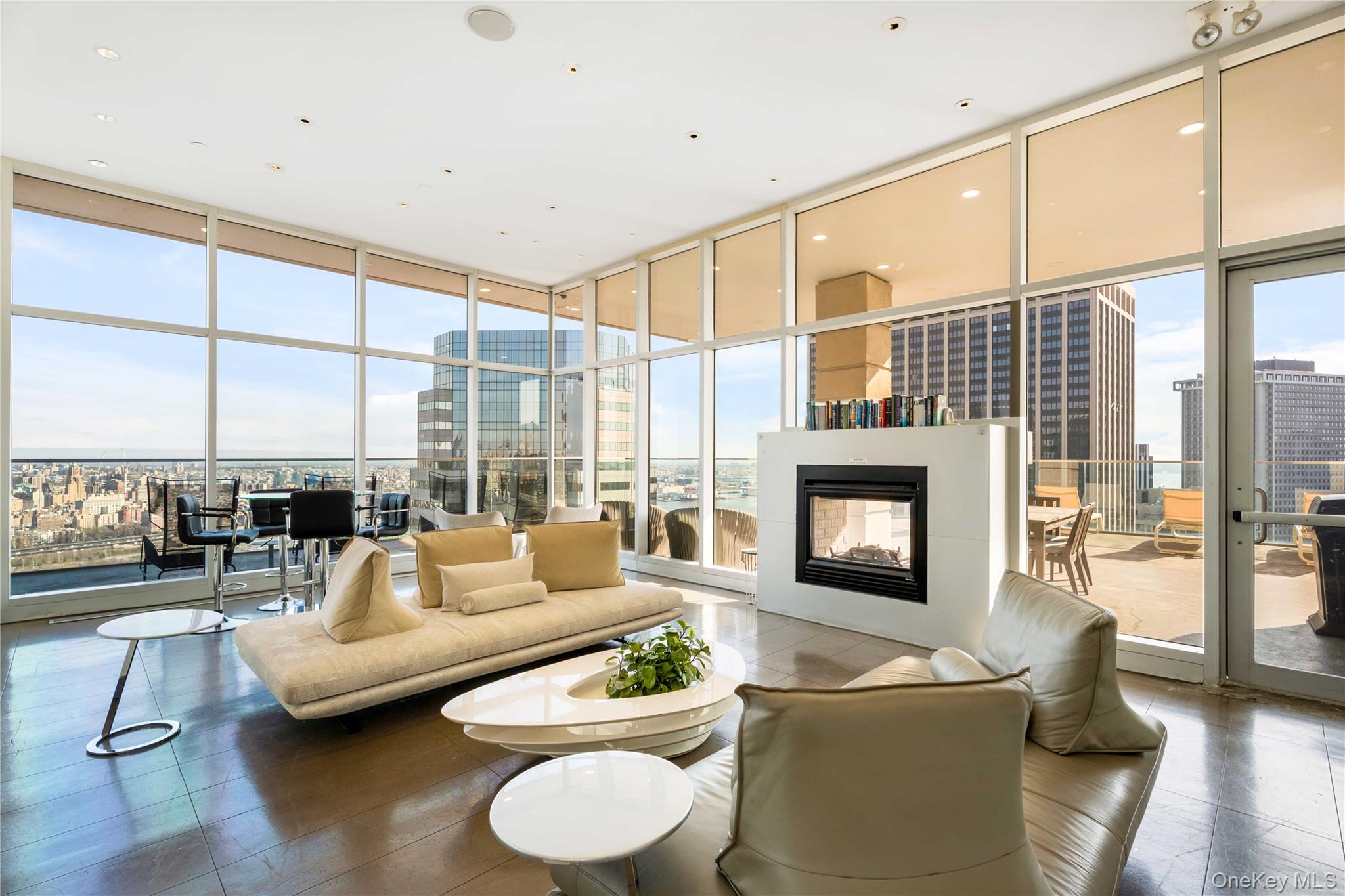 75 Wall Street Unit 25F, Manhattan NY 10005