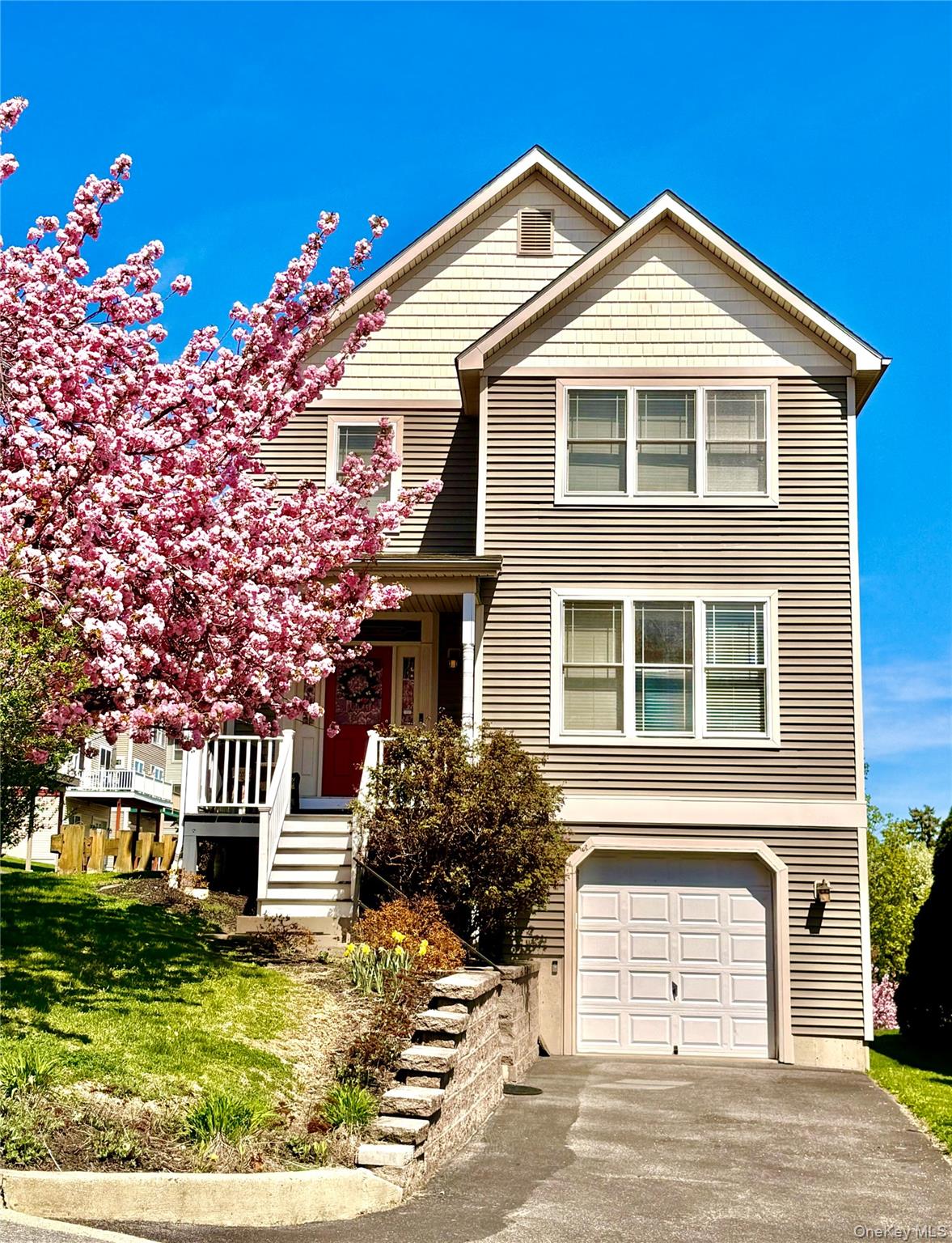 4 Broad Street, Newburgh NY 12550