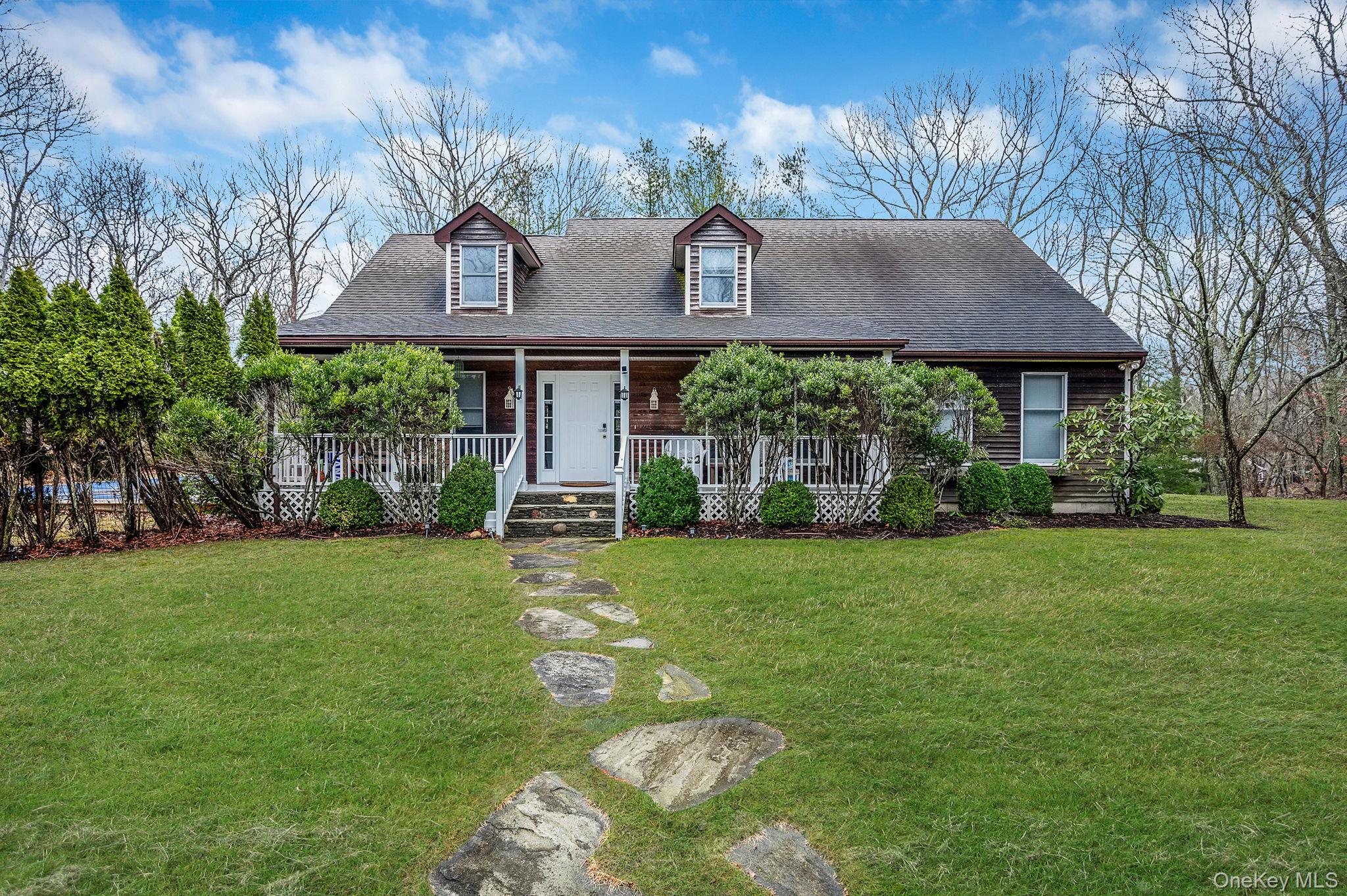 128 Springy Banks Road, East Hampton NY 11937
