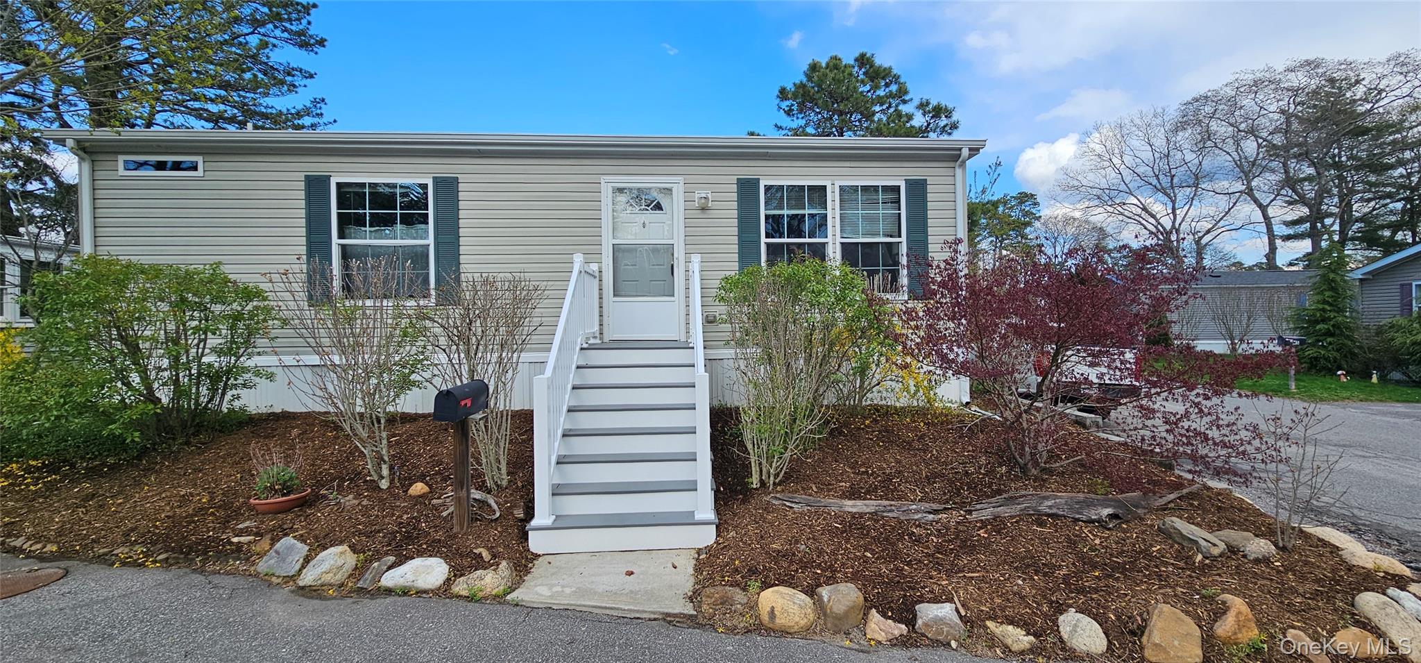 525-B26 Riverleigh Avenue Unit B26, Riverhead NY 11901