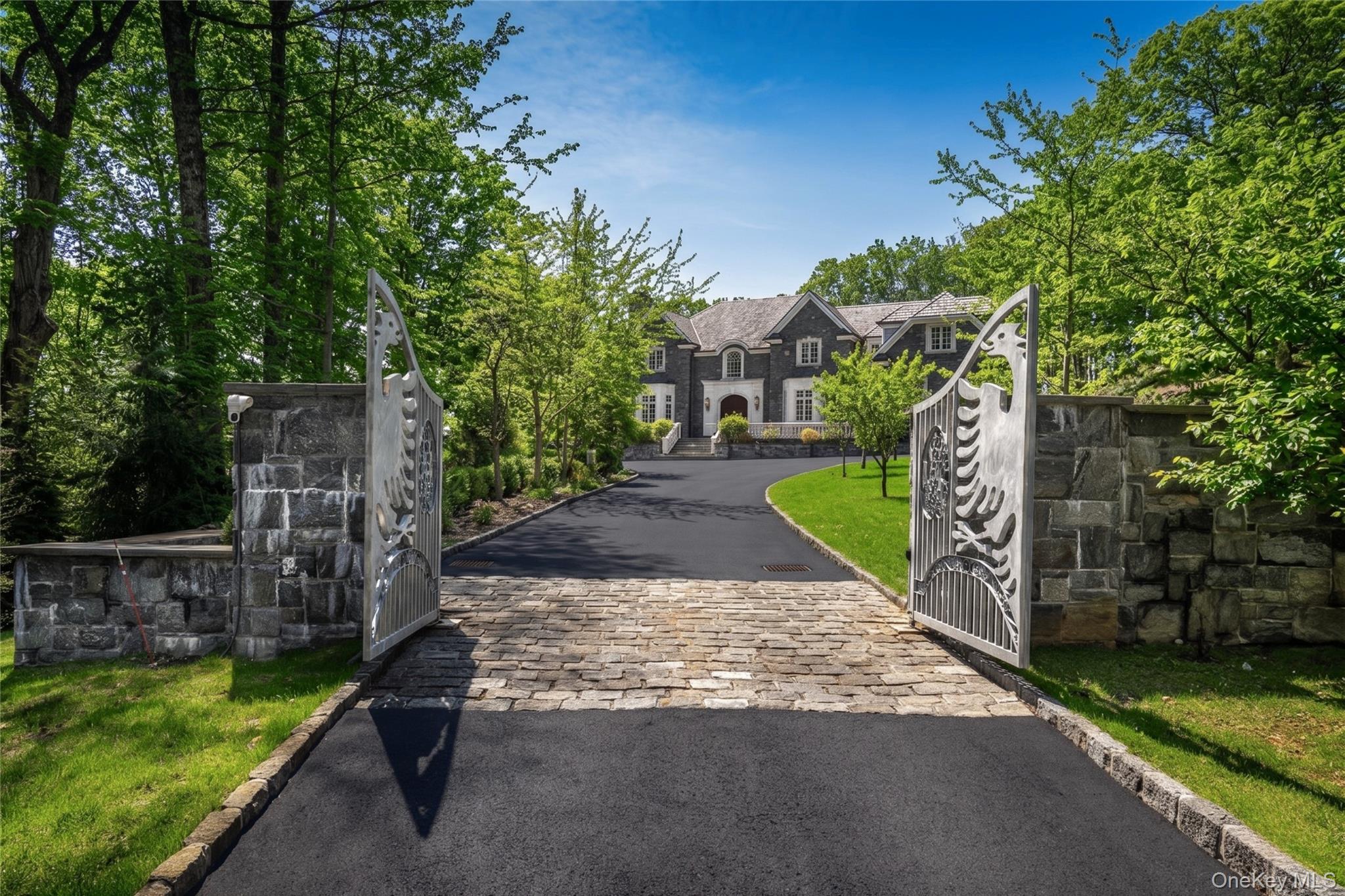 3 Vincent Lane, Armonk NY 10504