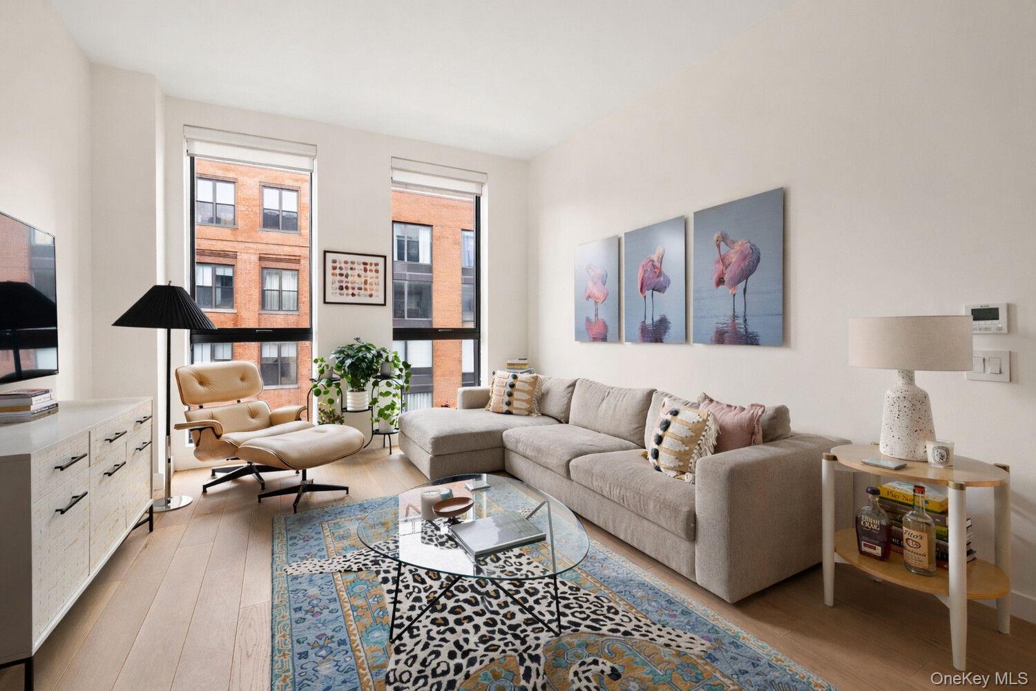215 N 10TH Street Unit 4E, Brooklyn NY 11211