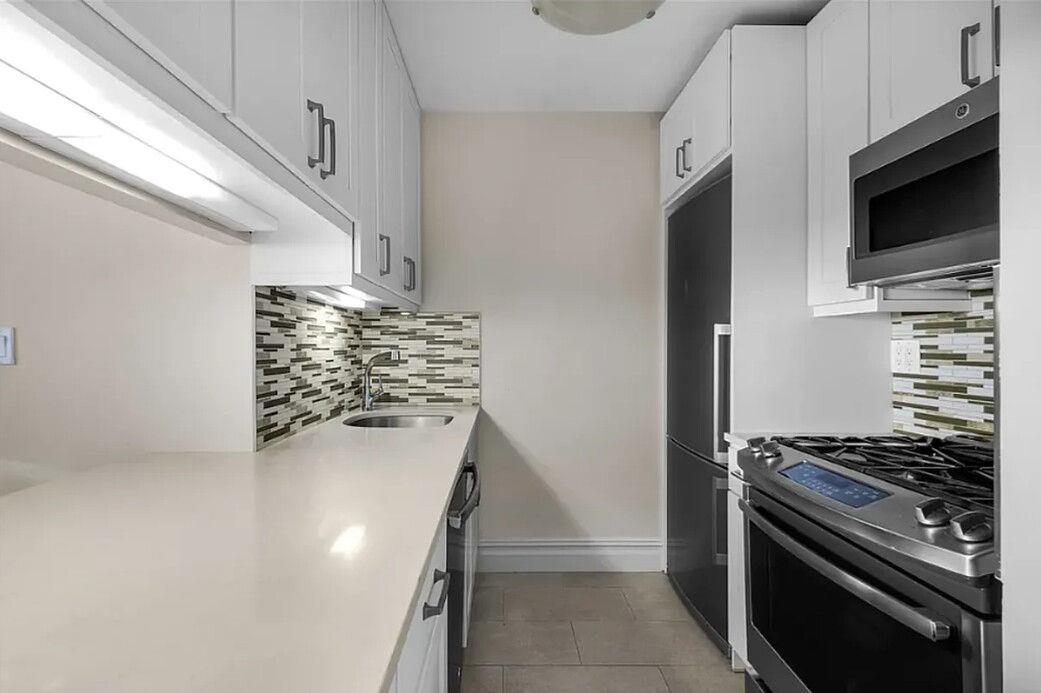 204 RECTOR Place Unit 10L, Manhattan NY 10280