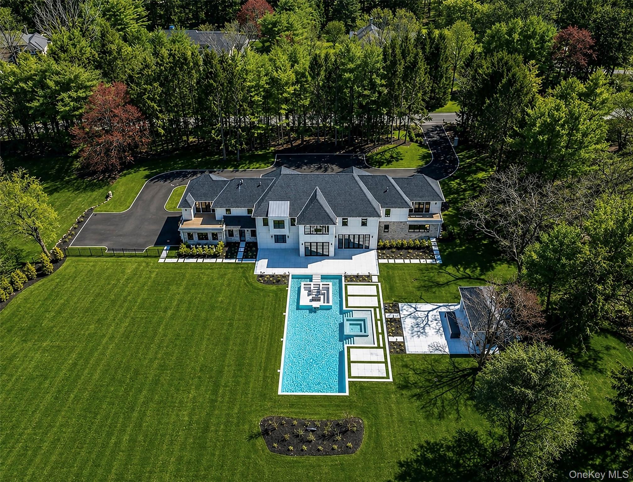30 Evans Drive, Brookville NY 11545
