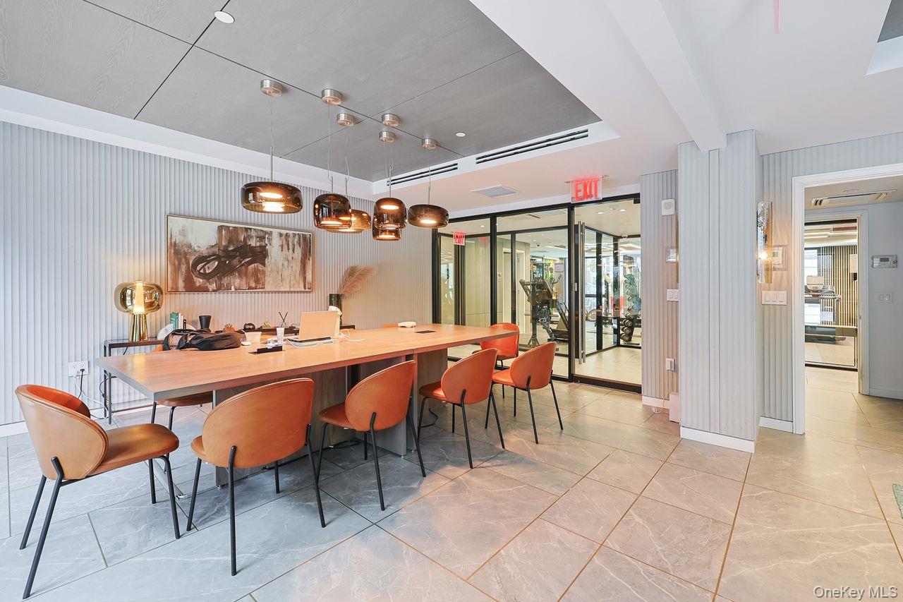 300 W 30th Street Unit 10D, Manhattan NY 10001