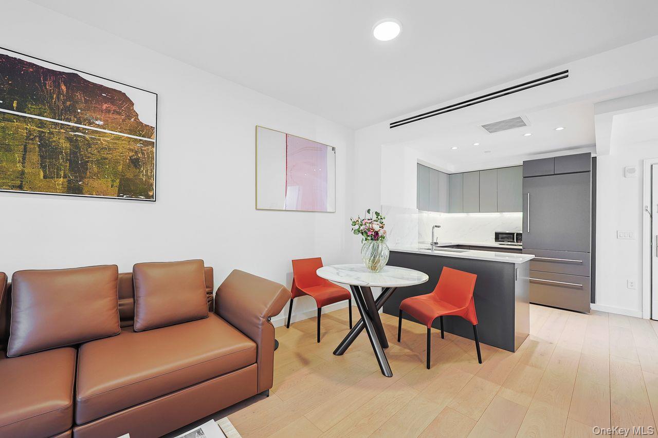 300 W 30th Street Unit 10D, Manhattan NY 10001