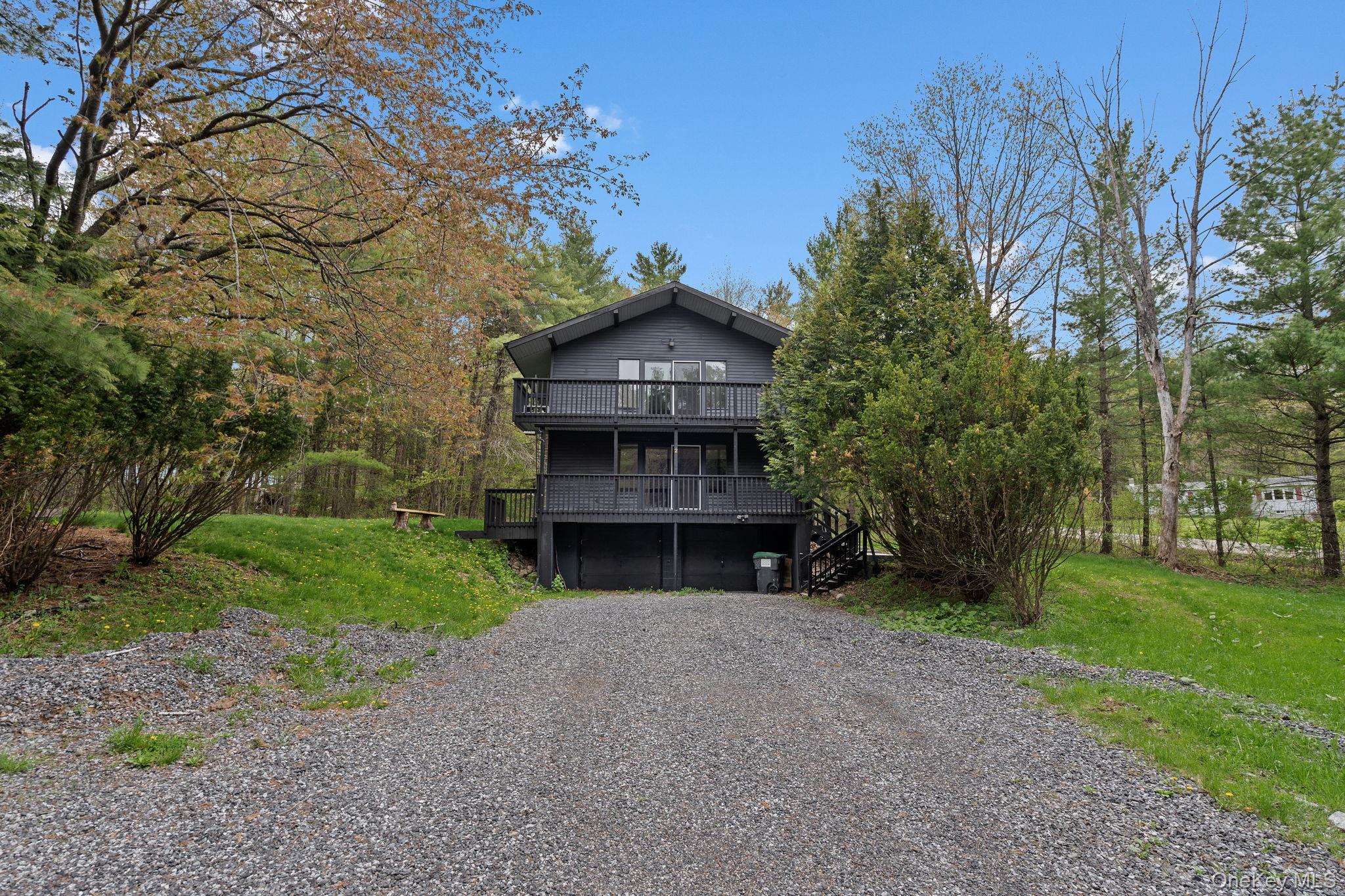 2 Mountain Valley Road, Boiceville NY 12412
