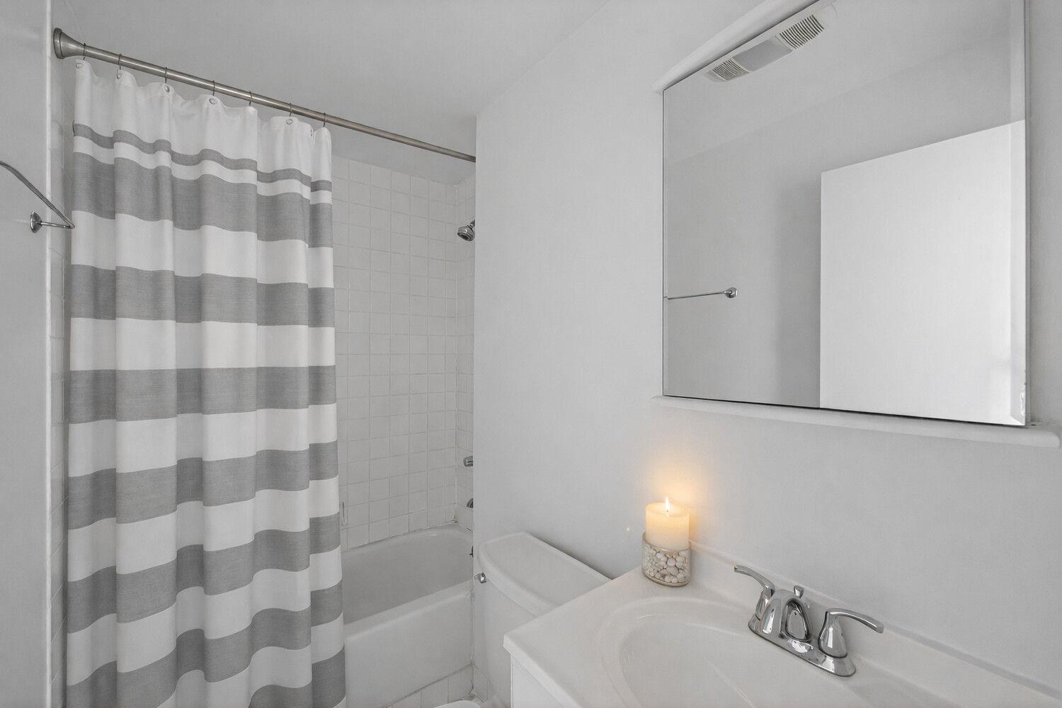 330 E 49TH Street Unit PHD, Manhattan NY 10017