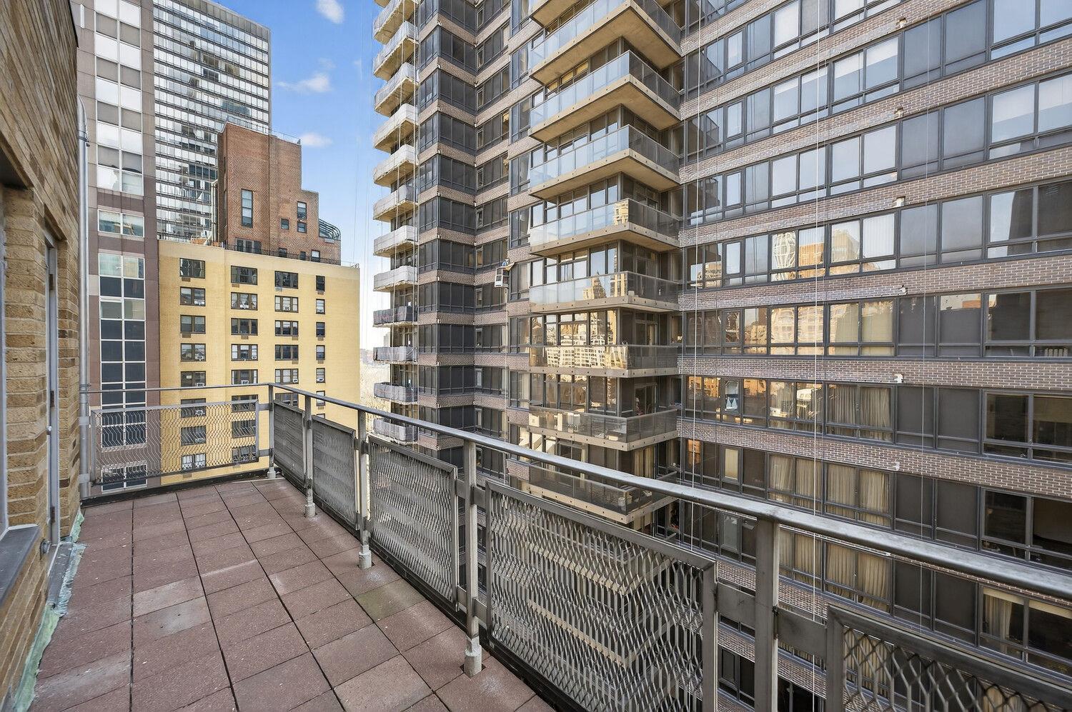 330 E 49TH Street Unit PHD, Manhattan NY 10017