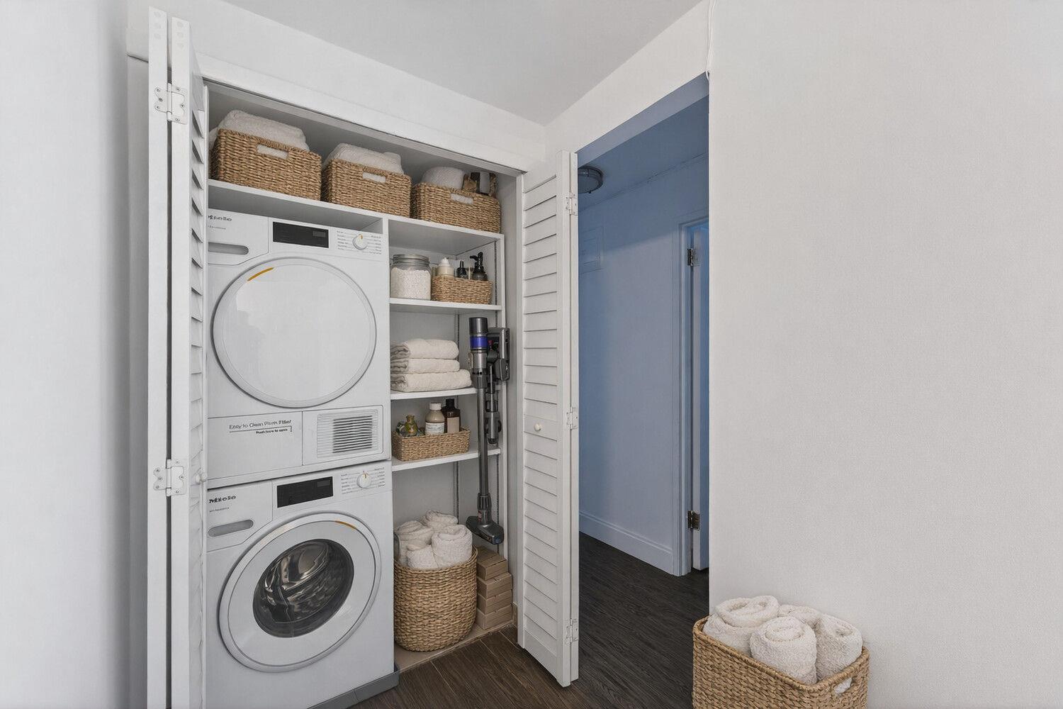 330 E 49TH Street Unit PHD, Manhattan NY 10017
