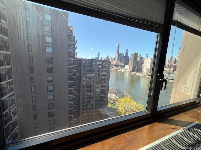 531 Main Street Unit 1511, Manhattan NY 10044
