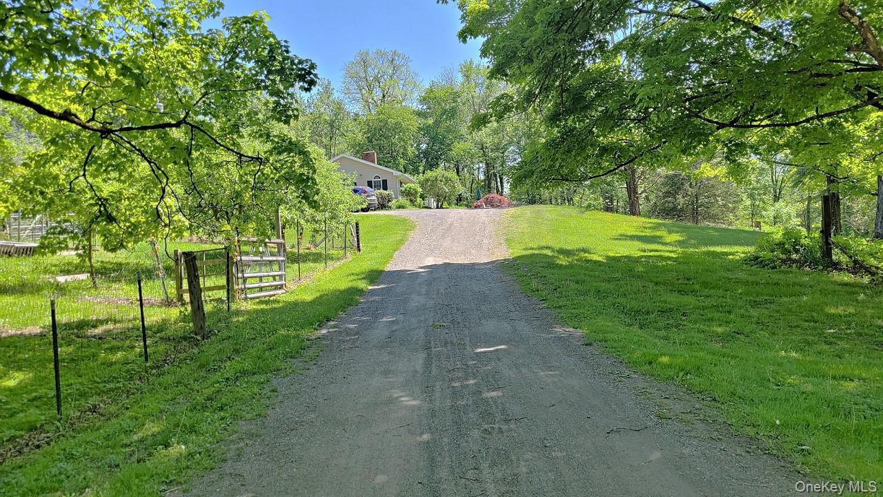 32 Old Route 199, Red Hook NY 12571