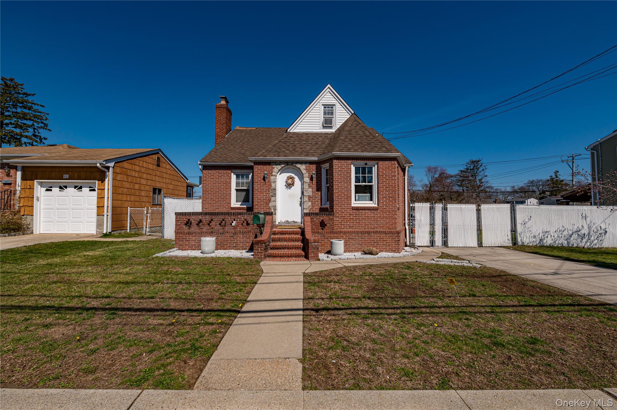 70 Bristol Street, Lindenhurst NY 11757