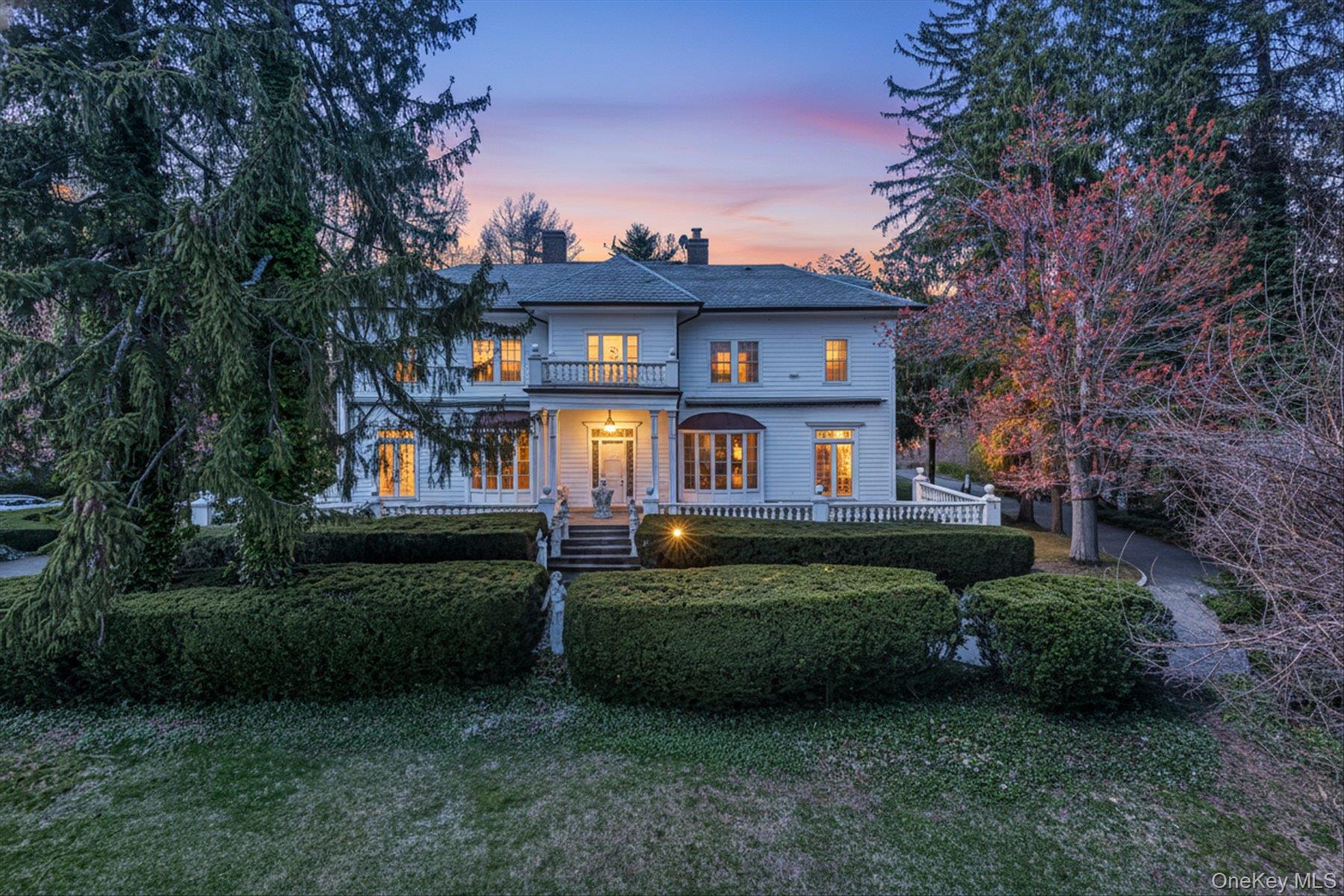 365 E Shore Road, Great Neck NY 11023