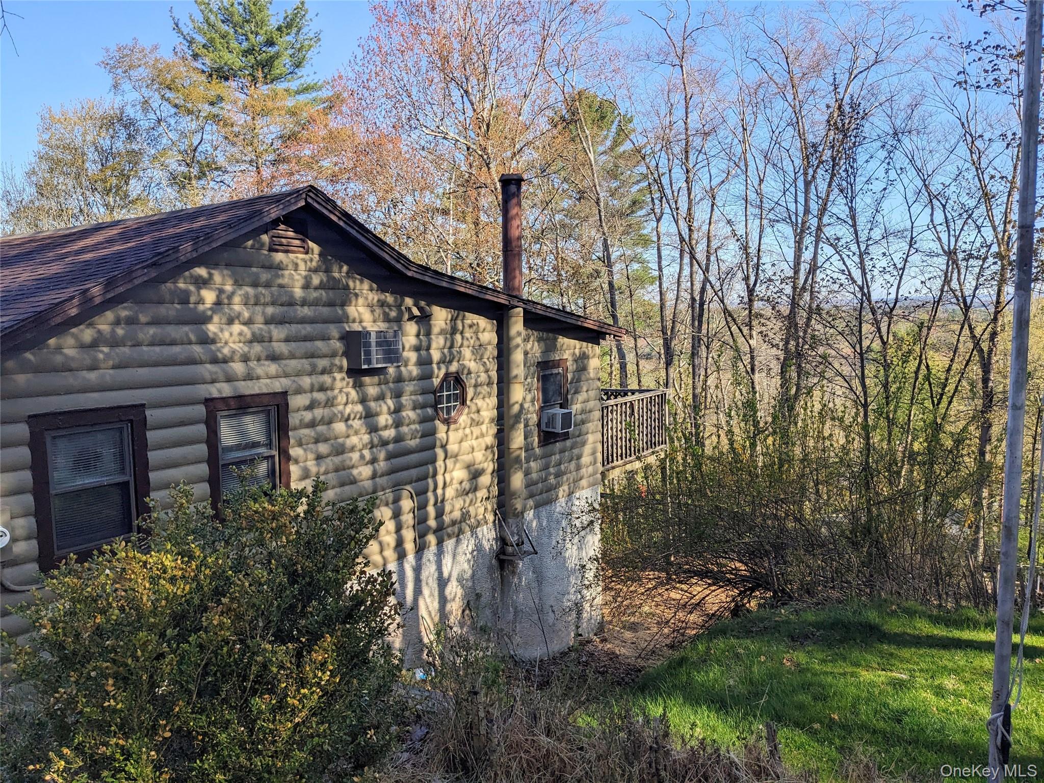 33 E Tusten Place, Smallwood NY 12778