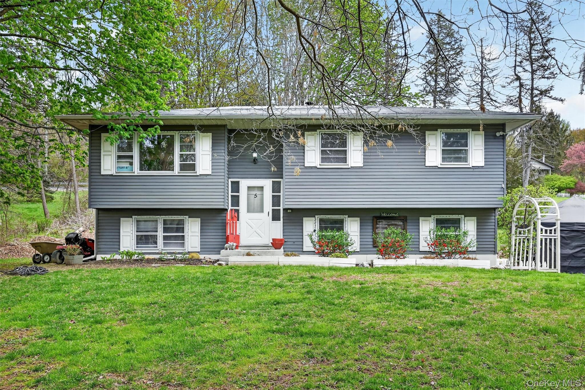 5 Regelski Drive, Florida NY 10921