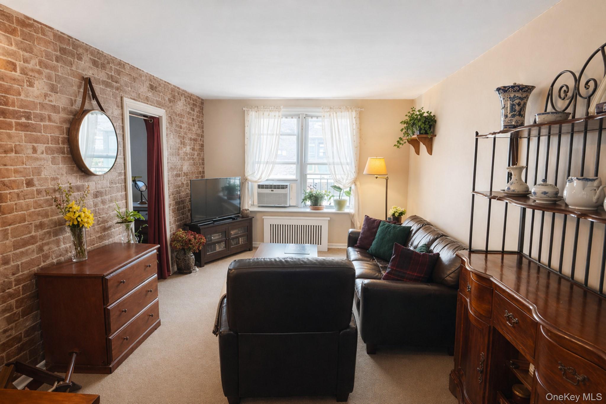 8325 98th Street Unit 5P, Woodhaven NY 11421