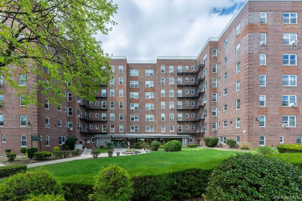 84-50 169th Street Unit 611, Jamaica Hills NY 11432