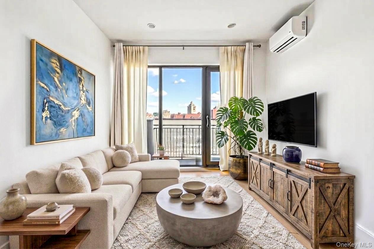 6296 Woodhaven Boulevard Unit 6I, Rego Park NY 11374