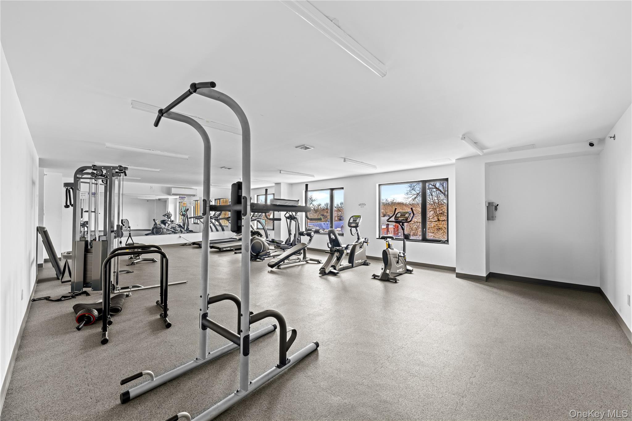 6296 Woodhaven Boulevard Unit 6I, Rego Park NY 11374