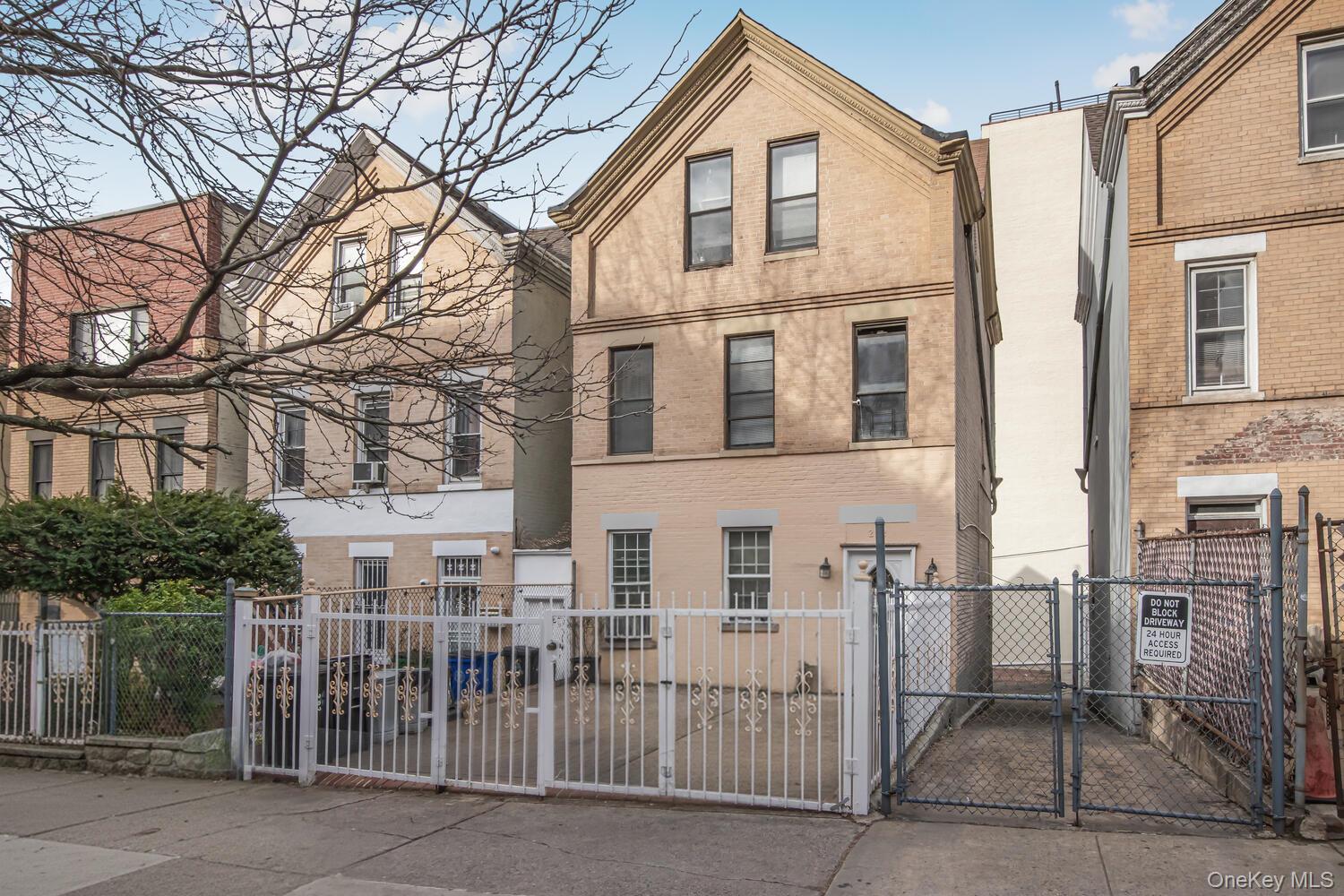 292 Wadsworth Avenue, Manhattan NY 10040