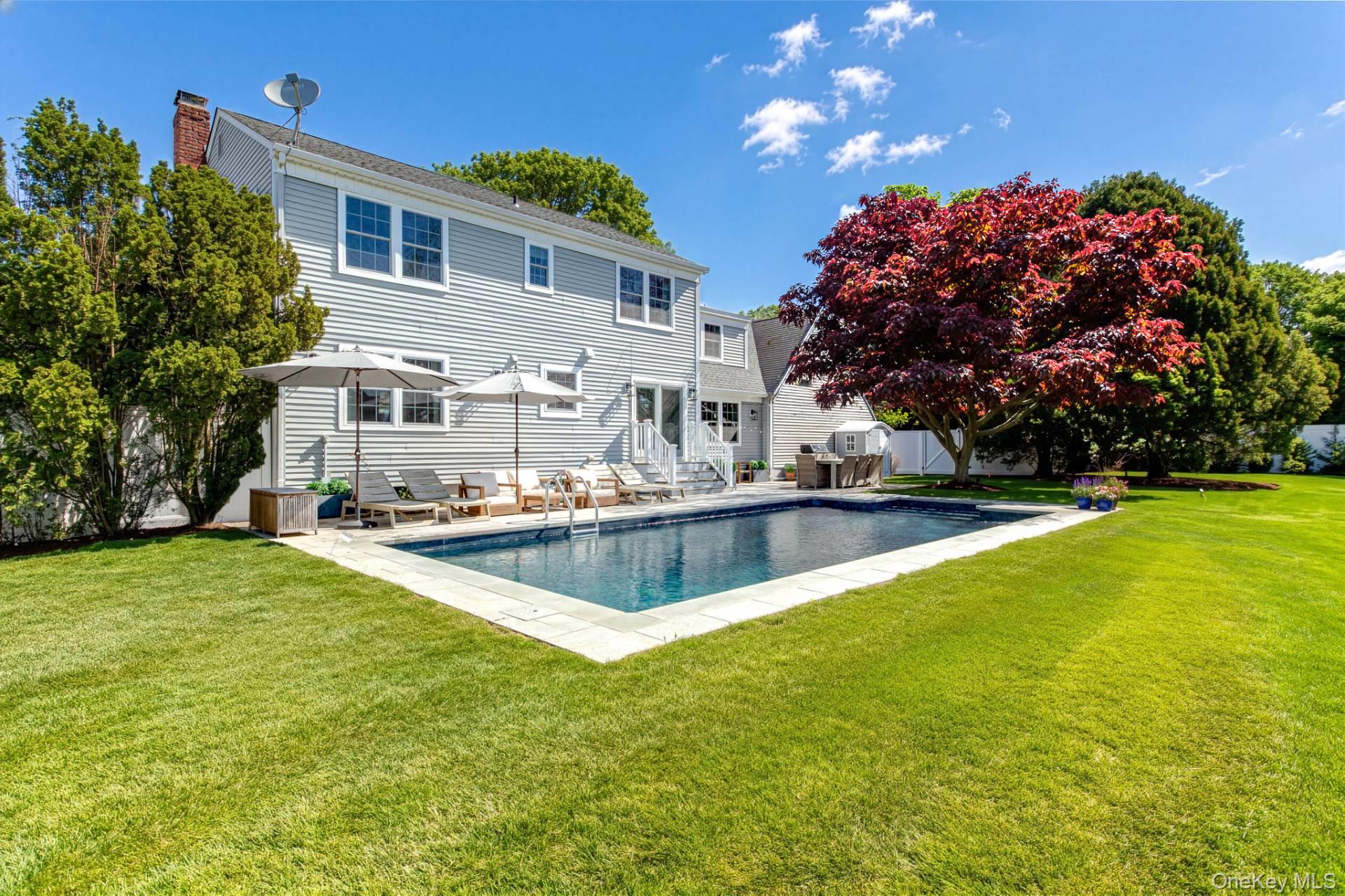 28 Dundee Lane, Southampton NY 11968