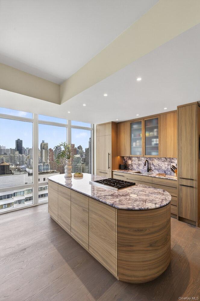 207 E 57TH Street Unit 29A, Manhattan NY 10022