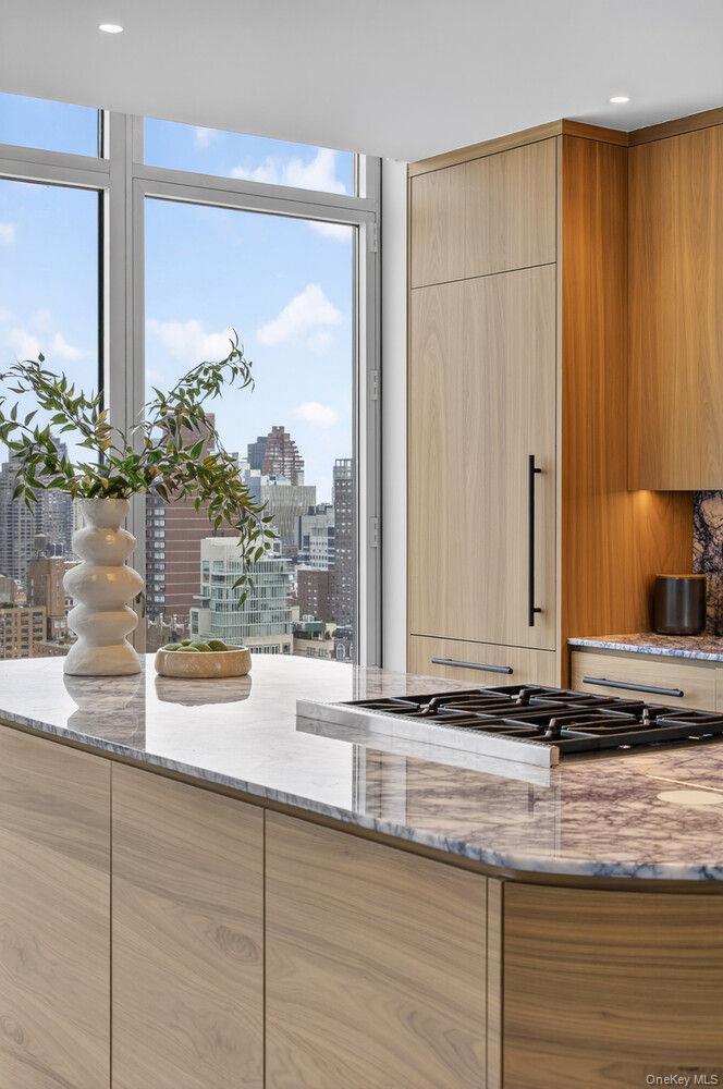 207 E 57TH Street Unit 29A, Manhattan NY 10022
