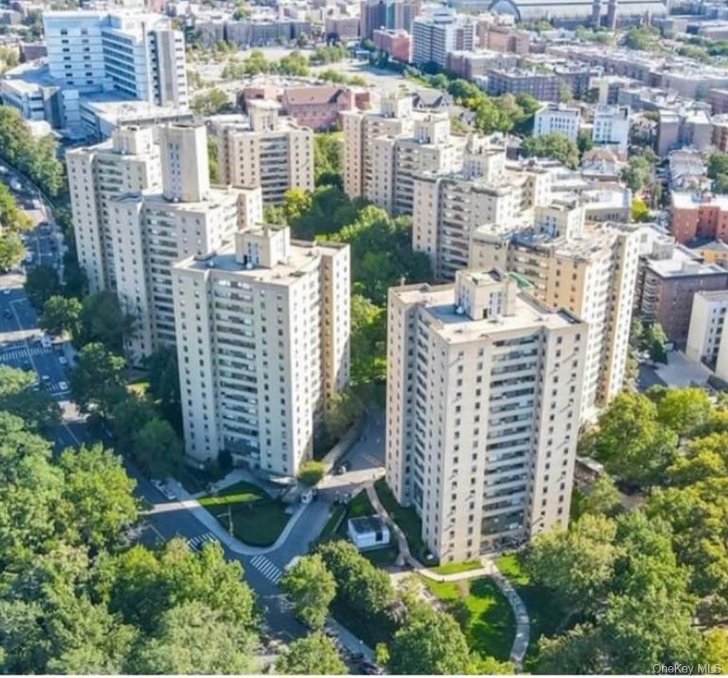 8 Fordham hill Oval Unit 10B, Bronx NY 10468