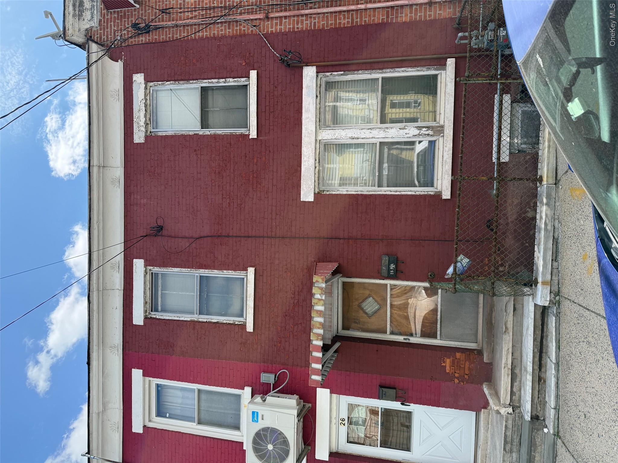 28 Saratoga Avenue, Yonkers NY 10705