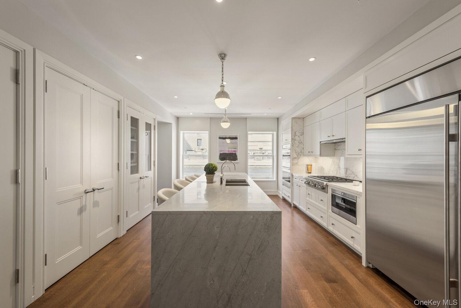 33 E 74TH Street Unit 5A, Manhattan NY 10021